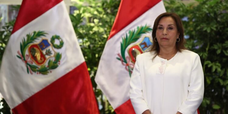 Nueve de cada diez peruanos cree que Boluarte es ineficiente