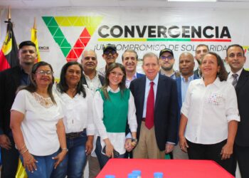 Convergencia ratifica su respaldo unánime al candidato Edmundo González Urrutia