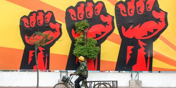 FMI cree que el mundo se divide en 3 bloques económicos: ¿cuáles son?