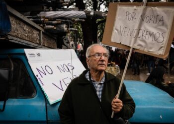 Marchan en Buenos Aires por la liberación de detenidos durante protesta por Ley Bases
