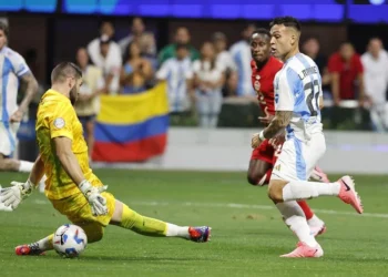Argentina le ganó a Canadá en el debut de la Copa América