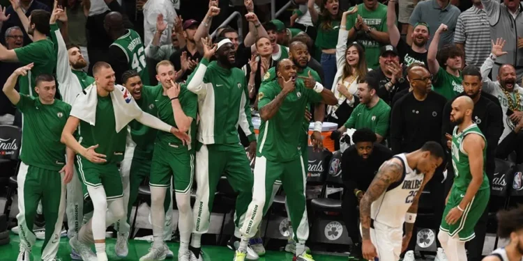 Celtics superaron los Mavericks conquistando su anillo 18 de la NBA