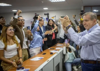 Edmundo González promete la reunificación de las familias venezolanas