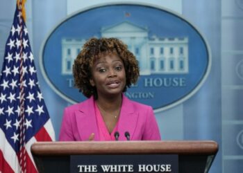 La Casa Blanca confía en que orden ejecutiva sobre migración supere los retos legales