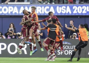 Exiliados venezolanos piden pena capital para dos compatriotas que mataron a niña en Texas