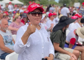 Trump apuesta por el voto latino desde Las Vegas