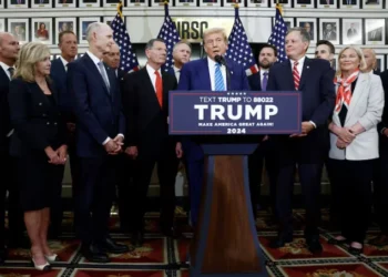 Trump pisó el Capitolio por primera vez desde el asalto