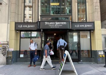 Estado de Nueva York ha cerrado más de 500 tiendas ilegales de cannabis en un mes