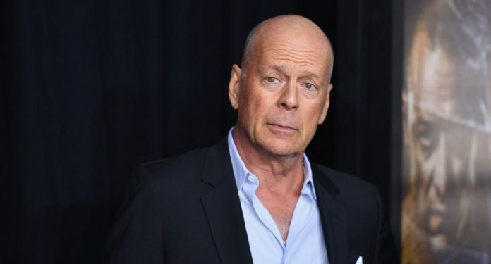 Esposa de Bruce Willis insinuó que el actor ya no puede hablar