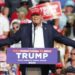 Jueza de Florida desestima el caso contra Trump por llevarse documentos confidenciales