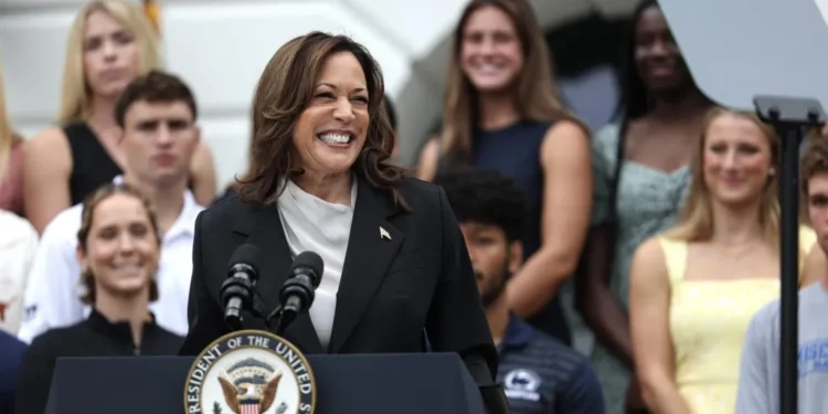 Kamala Harris debuta como aspirante presidencial destacando la labor de Biden