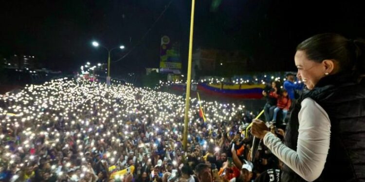 Oposición venezolana toma las calles en el inicio de la campaña electoral