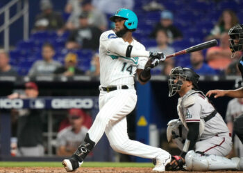 Primera mitad decepcionante, por Oscar Huete