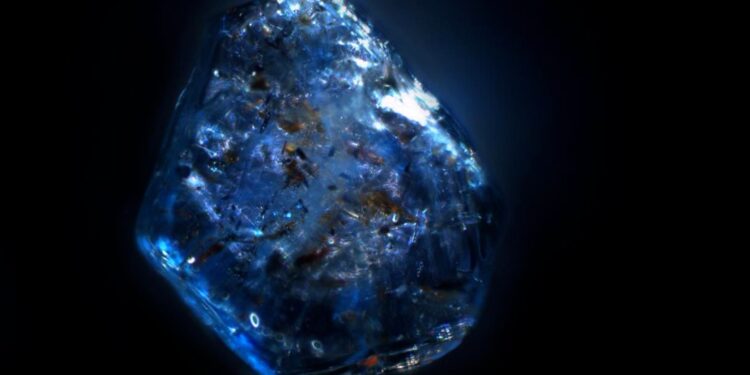 Descubren finalmente el misterioso origen de los zafiros