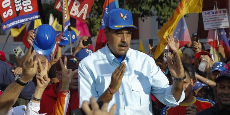 Maduro convoca a un congreso mundial contra el fascismo