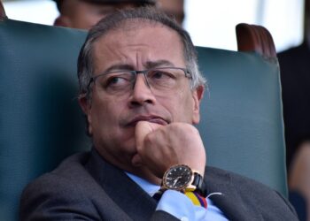 Petro reacciona tras millonario escándalo de corrupción en Colombia
