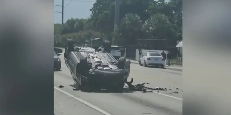 Accidente múltiple en Broward dejó dos muertos y varios heridos