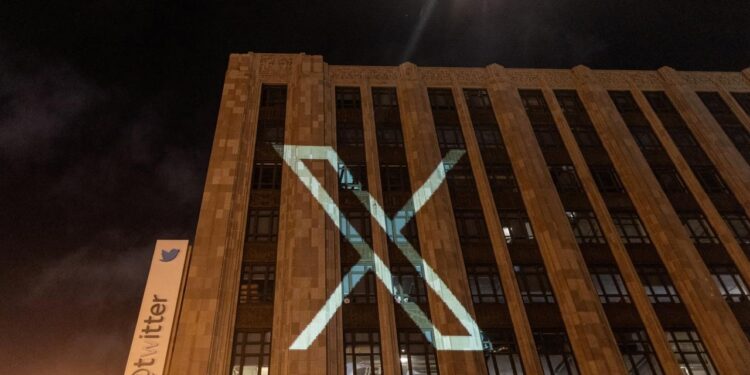 Ñáñez dice que esperan que la red X presente documentos para revisar bloqueo impuesto