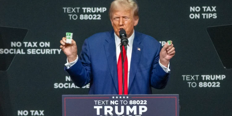 Donald Trump dice que Harris aplicará políticas “de Venezuela o la URSS” si gana las elecciones de EE.UU.