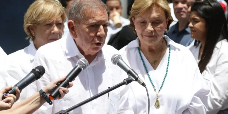 Josep Borrell: Venezuela entrará en una grave crisis si Maduro insiste en decir que ganó