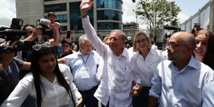 González Urrutia llama a Maduro a “dar el paso ya” para comenzar “transición” en Venezuela