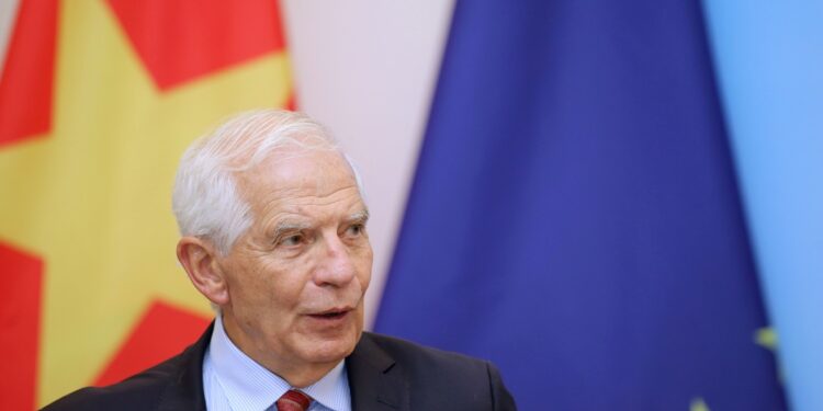 Josep Borrell: Venezuela entrará en una grave crisis si Maduro insiste en decir que ganó