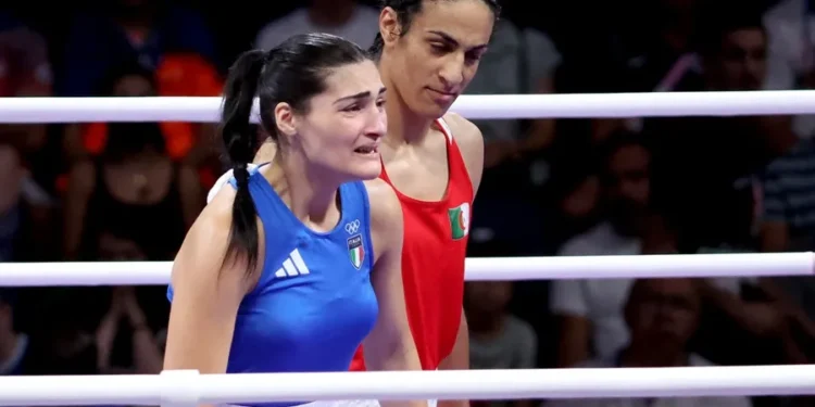 Imane Khelif, la boxeadora que no superó las pruebas de género en el Mundial pero compite en los Olímpicos
