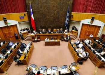 Senado de Chile aprobó resolución para solicitar a la CPI detener a Maduro