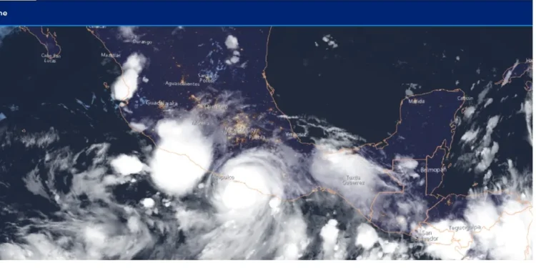 El huracán John toca tierra en categoría 3 en el estado mexicano de Guerrero