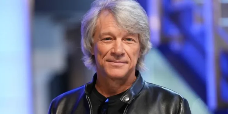 Bon Jovi ayudó a persuadir a una mujer a bajar del borde de un puente de Nashville