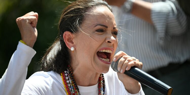 Machado: Zapatero no salvó a Edmundo González, él operó en la maniobra del régimen para su exilio