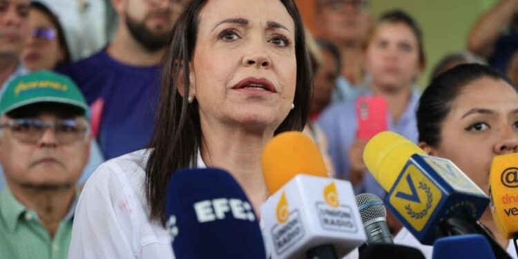 Machado a Saab: Asumo la responsabilidad de las actas porque son legales