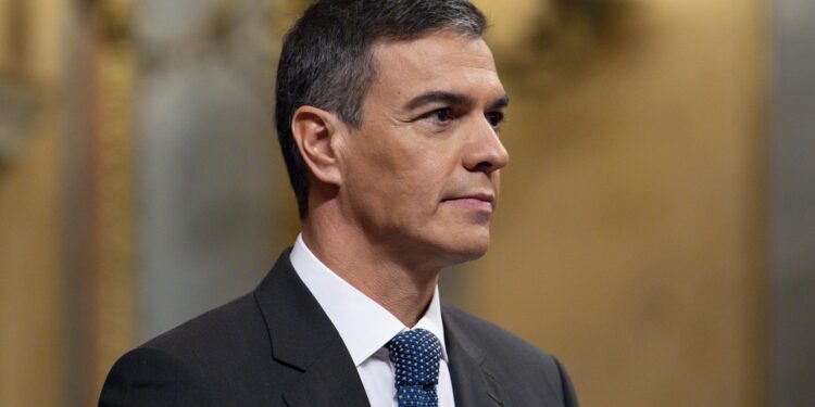 «Quien la hace, la paga»: Sánchez alude la polémica por el ‘caso Koldo’ en España