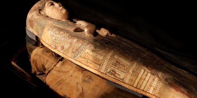 Reconstruyen el rostro de una princesa sepultada en Egipto hace 2.500 años