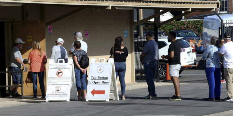 Más de 6 millones de votos emitidos en Florida días antes de las elecciones
