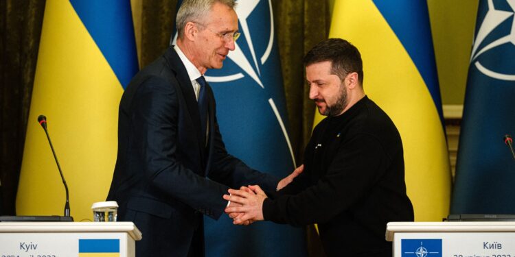 La gran mayoría de los ucranianos sigue apoyando el ingreso del país a la OTAN