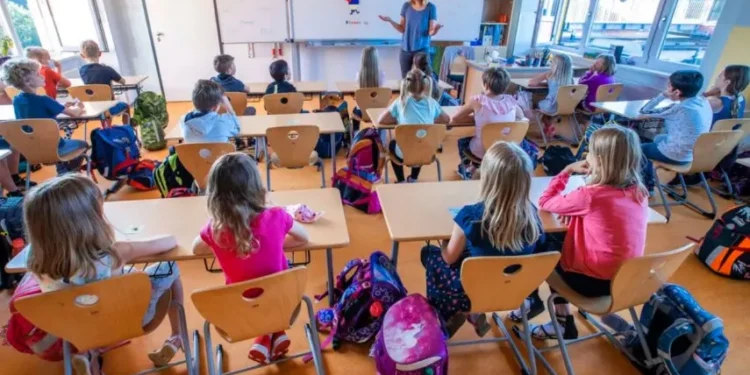 Suspenden clases en Miami-Dade por el huracán Milton