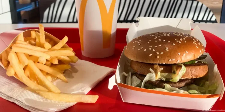 Un muerto y decenas de intoxicados en McDonald’s de EEUU