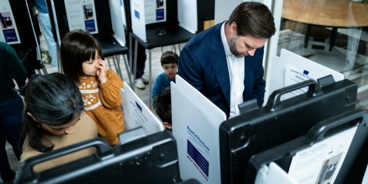 JD Vance votó en Ohio