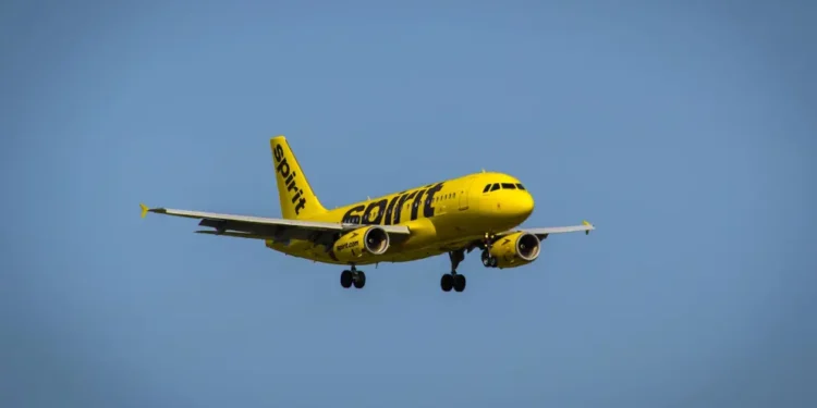 Avión recibe disparos en Puerto Príncipe y suspenden vuelos