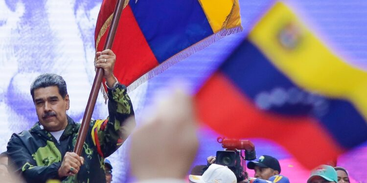 Caracas reacciona a las nuevas sanciones de EEUU