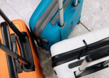 Polémica en Aeropuerto de Miami por medida arbitraria sobre equipajes