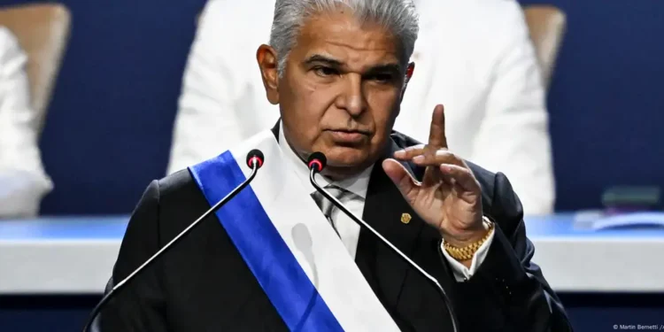 Panamá aplicará multa de hasta cinco mil dólares a migrantes