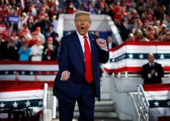 Trump sigue rompiendo paradigmas, nuevos actores comunicacionales vienen…Por Angel Monagas