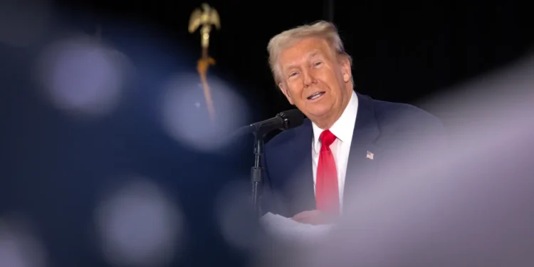 Maduro da 72 horas a TikTok para retirar retos virales tras la muerte de dos adolescentes