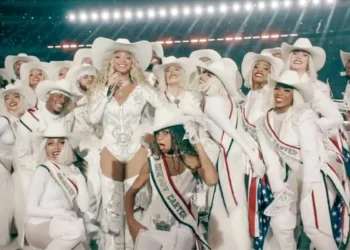 Beyoncé sorprendió con un show de medio tiempo que marcó el debut de la NFL en Netflix