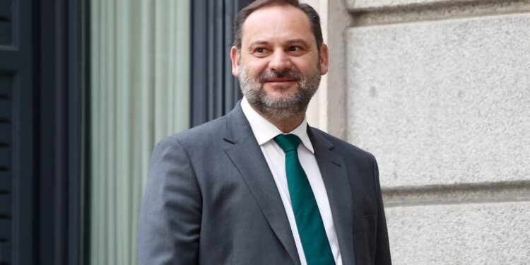 El ‘caso Koldo’ muta a ‘Ábalos’: exministro de Sánchez declarará como imputado ante el Supremo