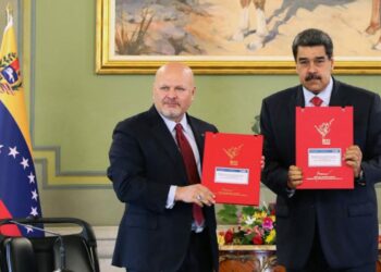 Derechos Humanos y Constitución, por Douglas Zabala