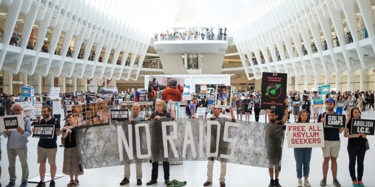 Nueva York pagará 92,5 millones de dólares por detenciones indebidas de inmigrantes