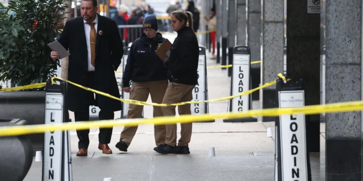 Muere tiroteado el director ejecutivo de UnitedHealthcare en Manhattan